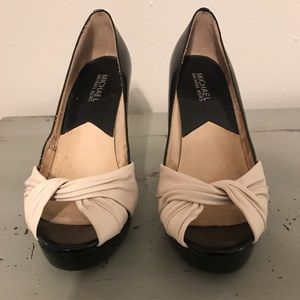 Michael Michael Kors pumps sz 8